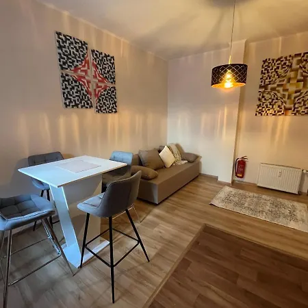 Lägenhet M&m Apartment, Free Parking